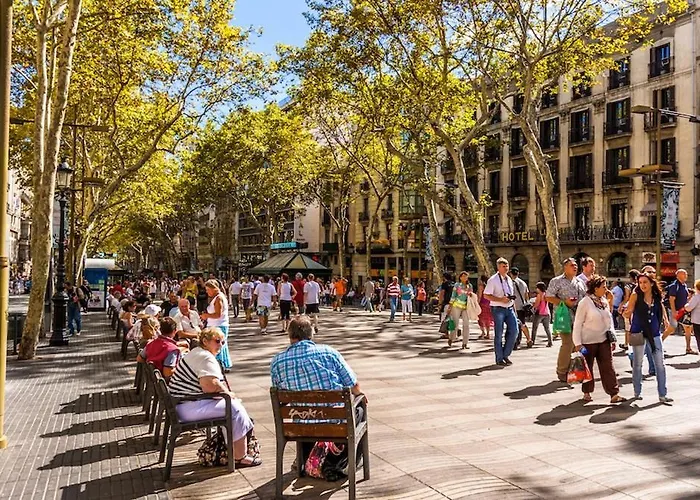 Rambla Nou Bcn Konukevi Barselona